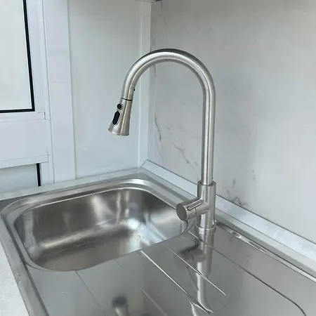 Vincent House Апартаменты *