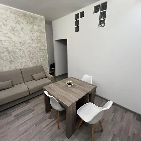 Vincent House Апартаменты *